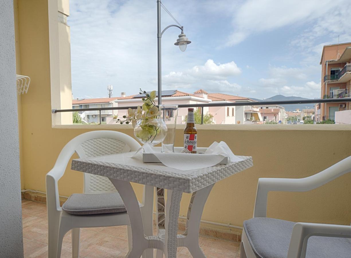 Hotel Casa Lucia Olbia Exterior foto