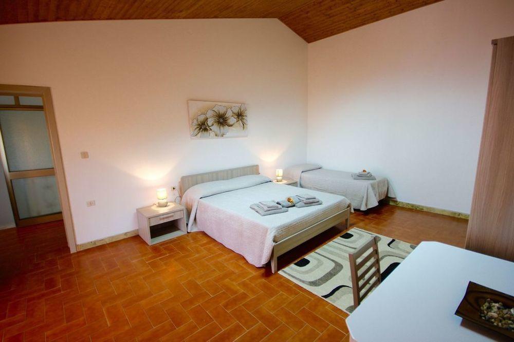 Hotel Casa Lucia Olbia Exterior foto